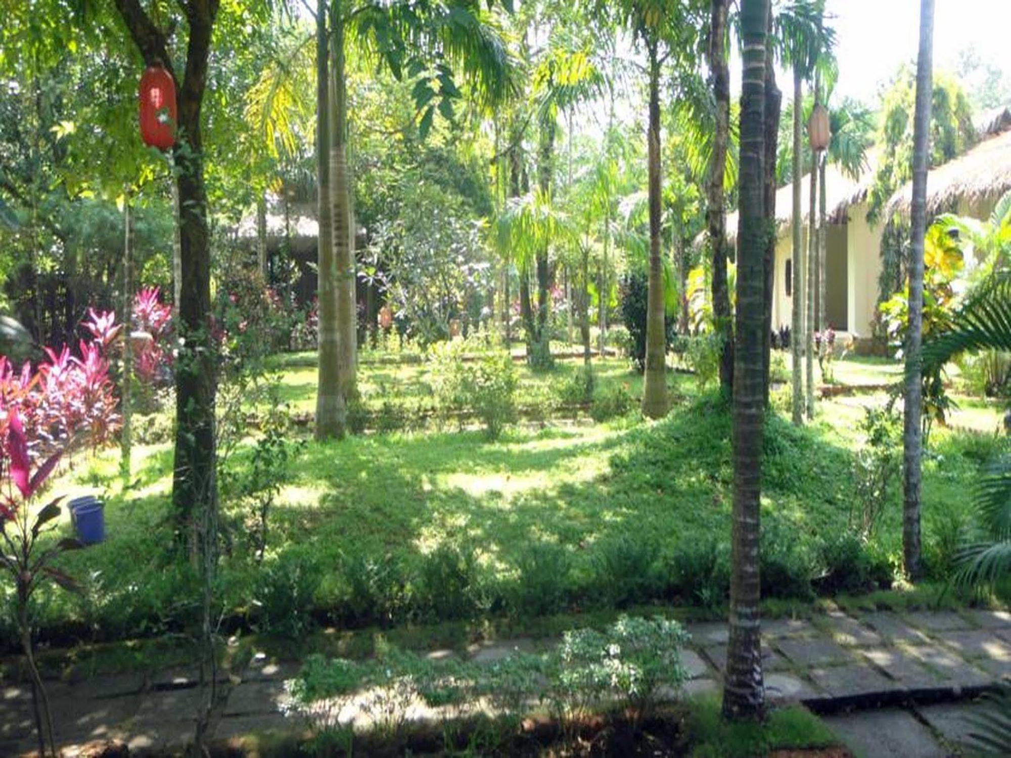 Golden Sunrise Hotel Kyaikto Ngoại thất bức ảnh