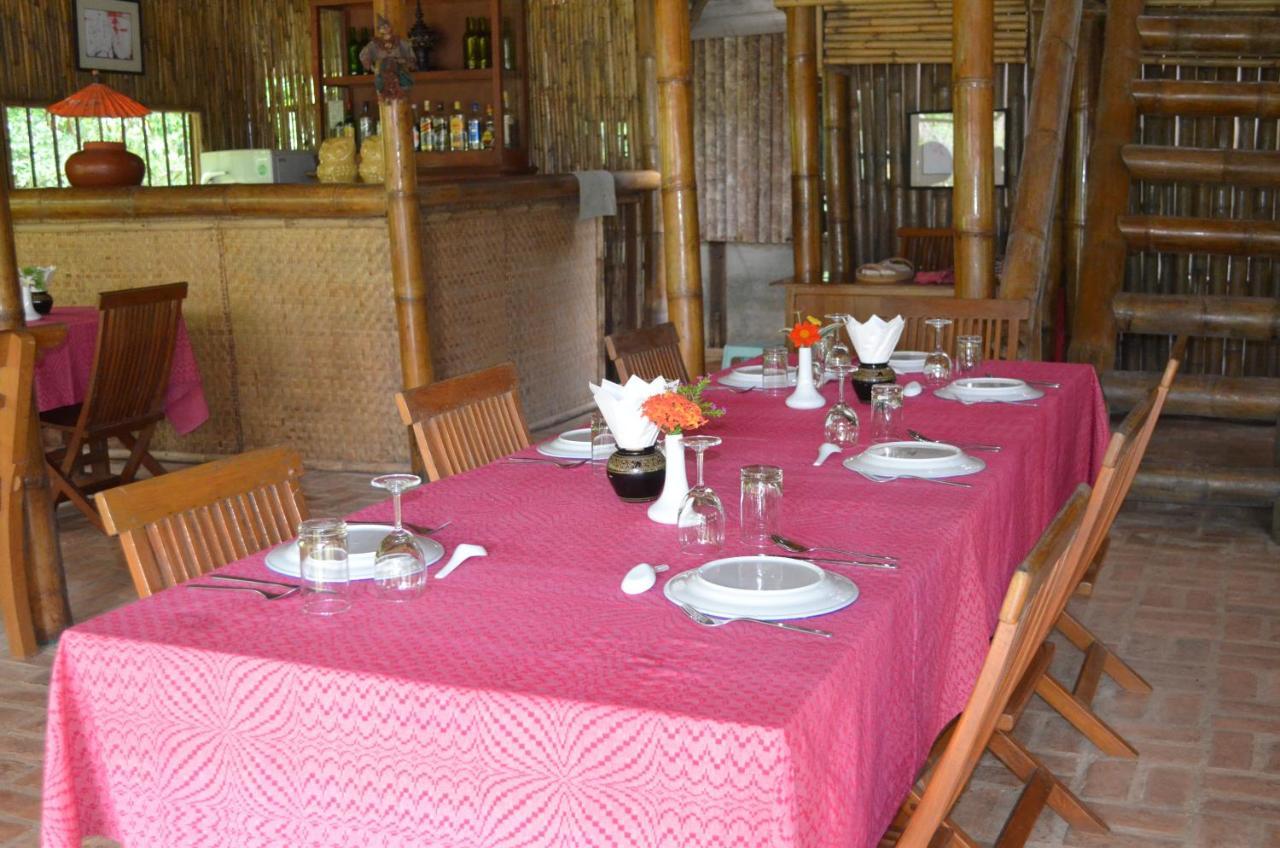 Golden Sunrise Hotel Kyaikto Ngoại thất bức ảnh