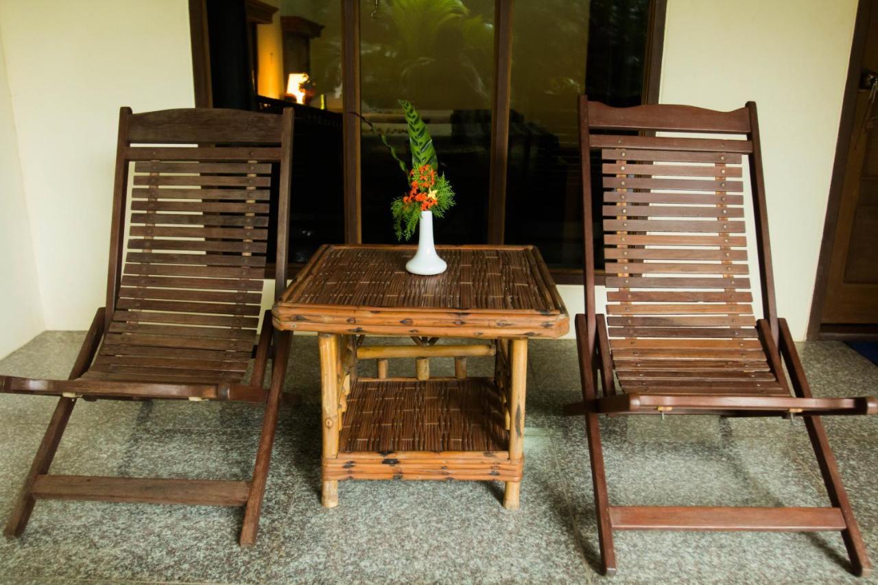 Golden Sunrise Hotel Kyaikto Ngoại thất bức ảnh
