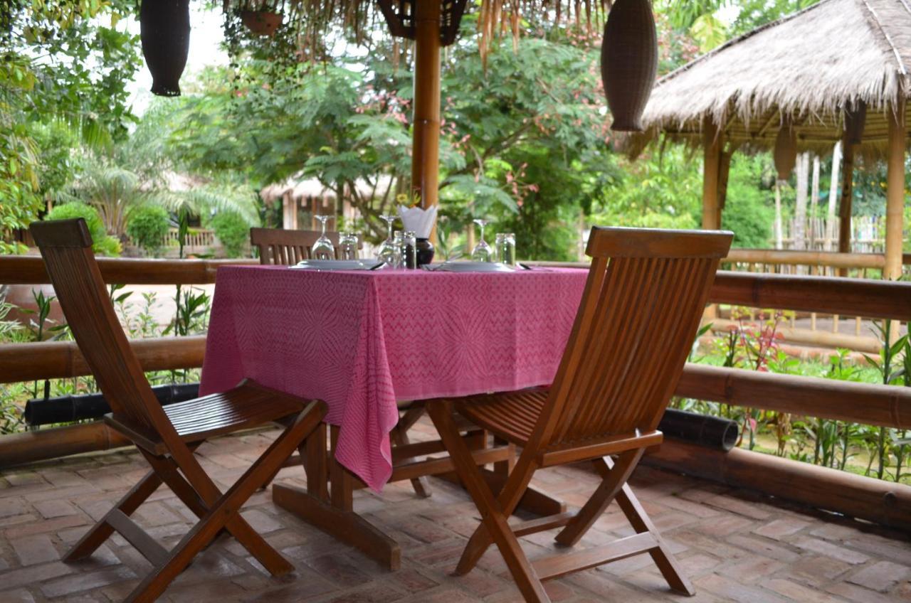 Golden Sunrise Hotel Kyaikto Ngoại thất bức ảnh